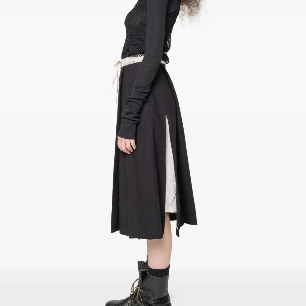 Топ с длинными рукавами