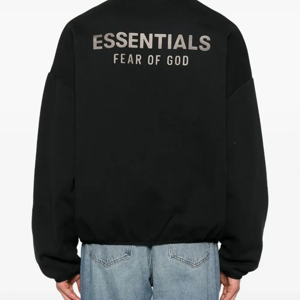 толстовка с логотипом