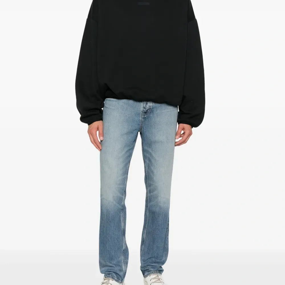 толстовка с логотипом