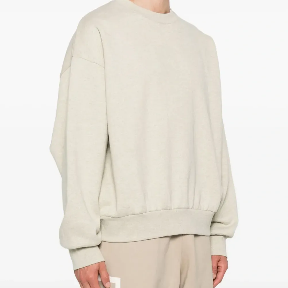 толстовка с круглым вырезом