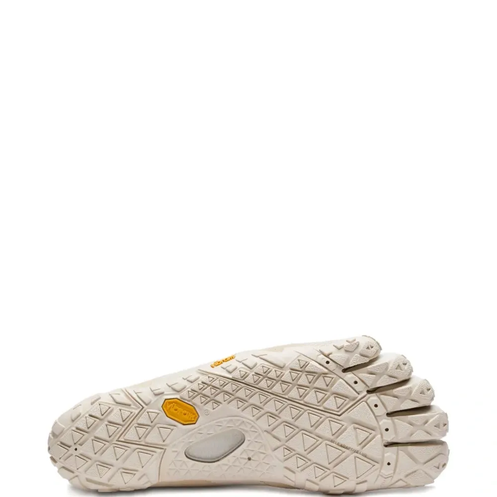 Кроссовки с пятью пальцами