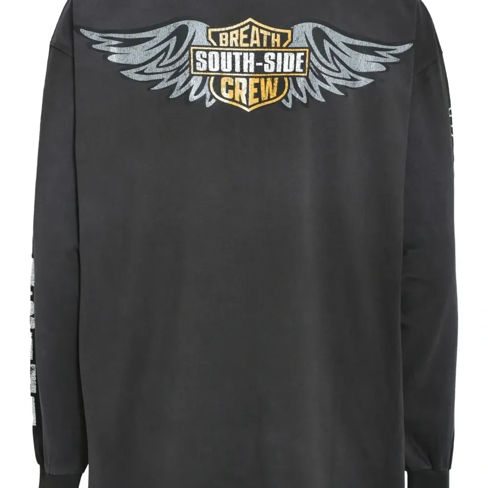 футболка с длинными рукавами