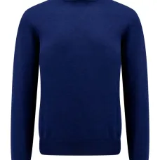 Свитер с высоким воротником