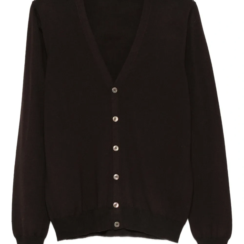 Кардиган на пуговицах