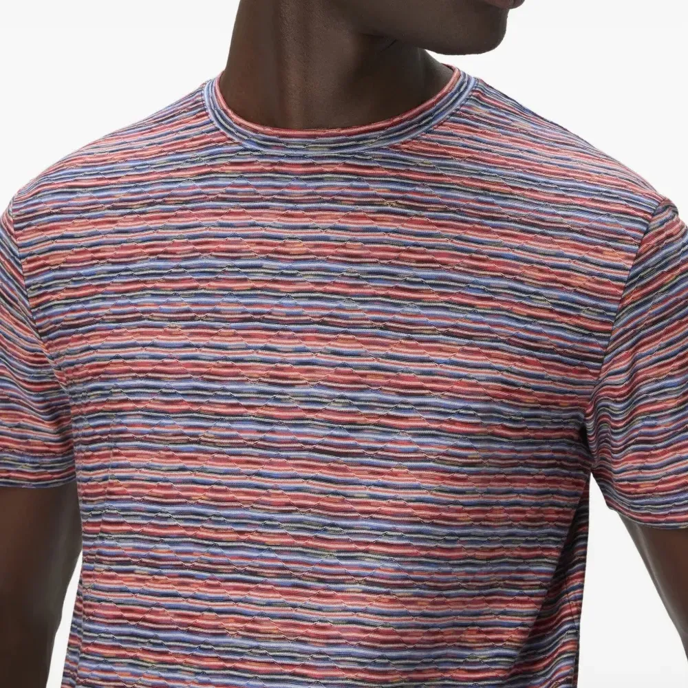 Футболка с узором зигзаг Футболка с узором зигзаг