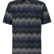 Футболка с узором шеврон