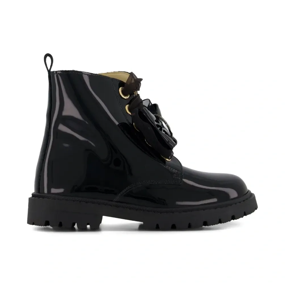 Ботинки из кожи с лаковой отделкой