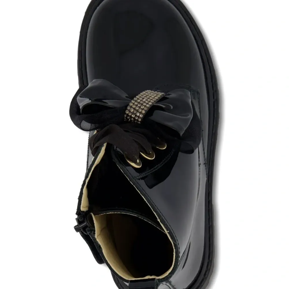 Ботинки из кожи с лаковой отделкой