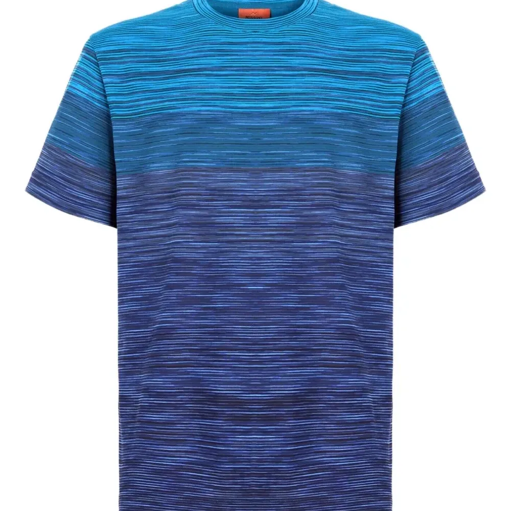 Футболка в полоску с эффектом омбре Футболка в полоску с эффектом омбре