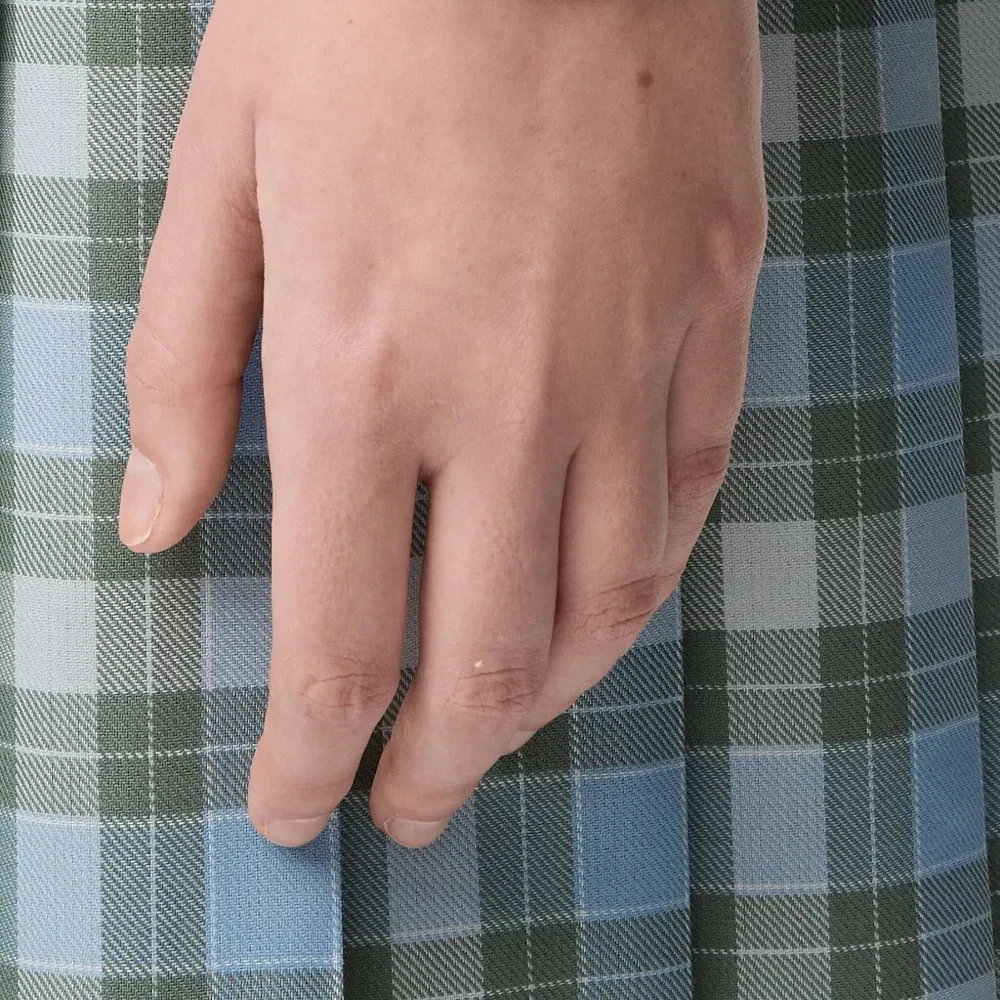 Кожаный браслет с логотипом