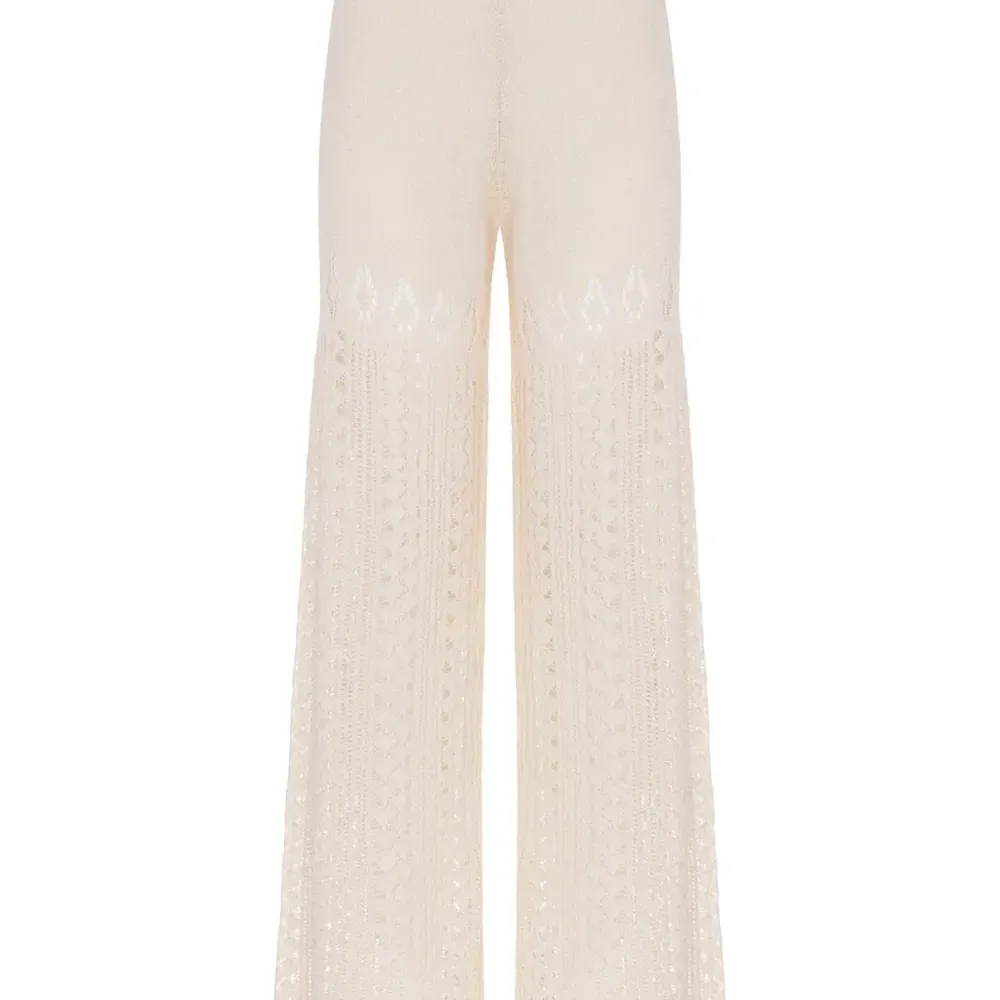 брюки с кружевными вставками