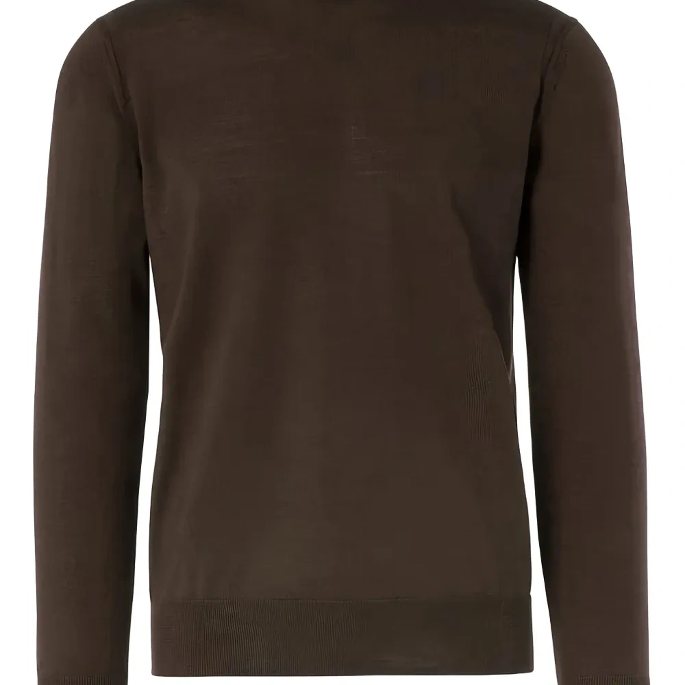 шерстяной свитер с круглым вырезом