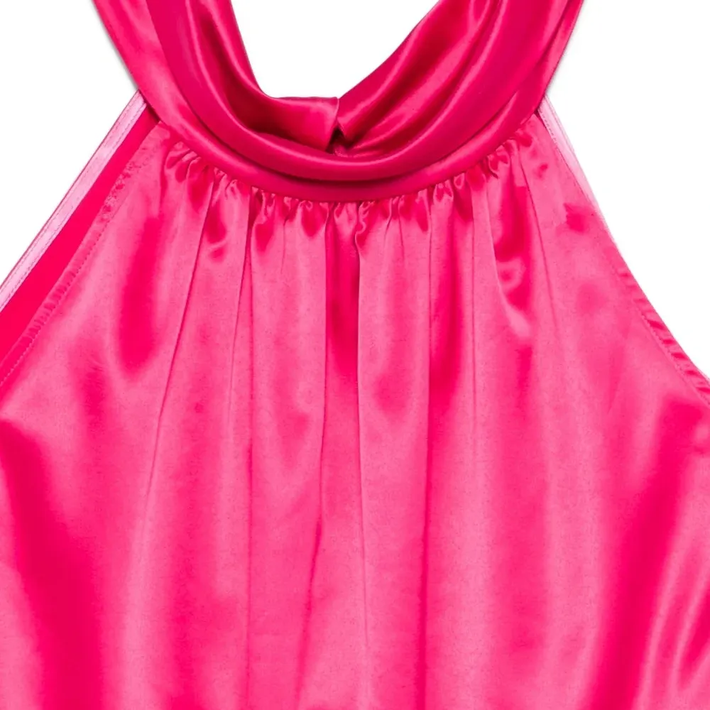 Топ с воротником-хомутом Топ с воротником-хомутом