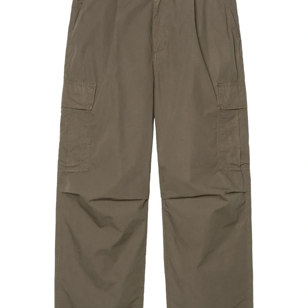 Брюки карго с нашивкой-логотипом