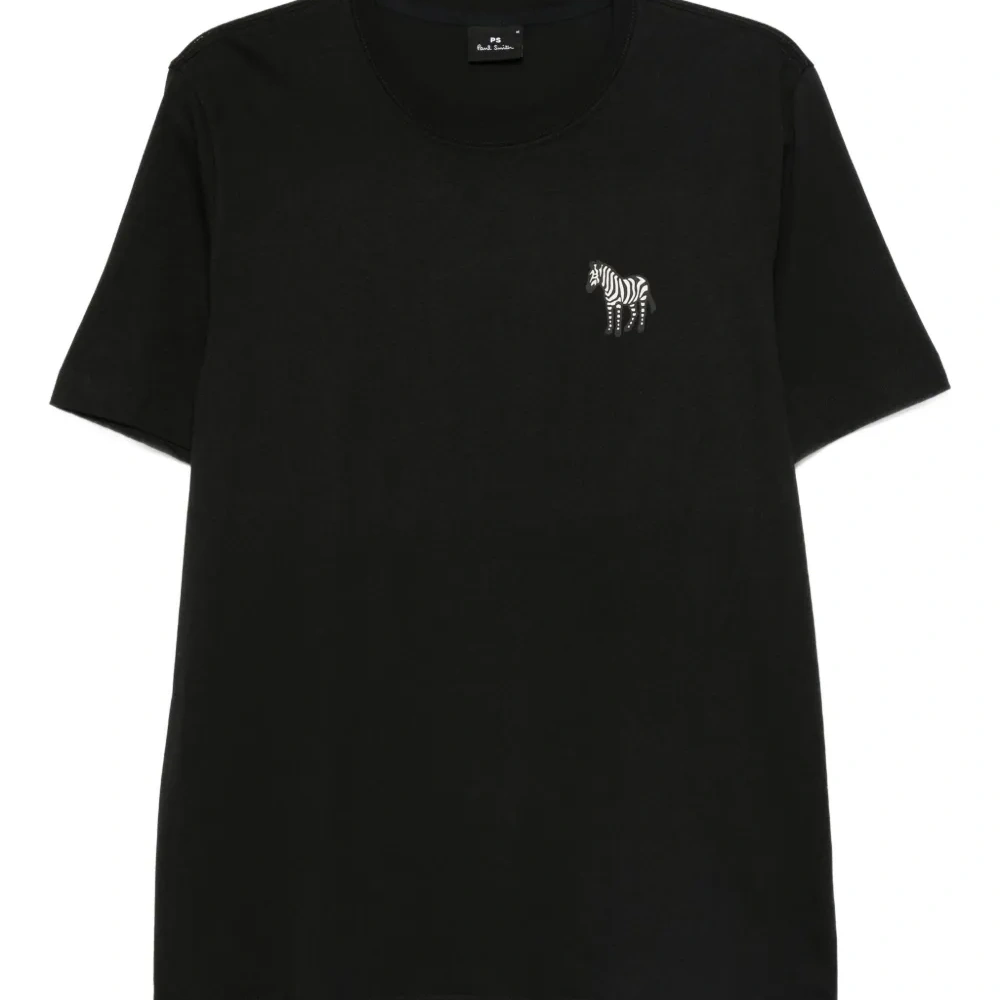 футболка с вышивкой