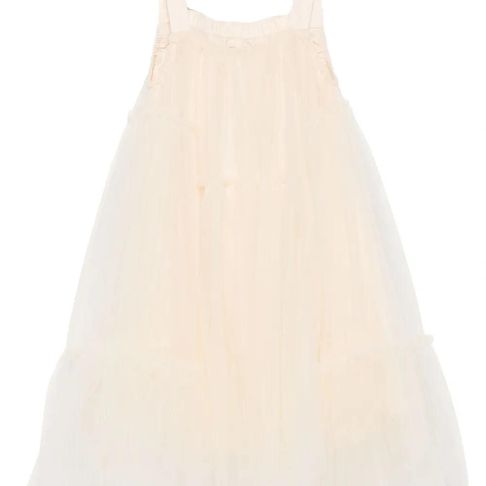 многослойное платье из тюля