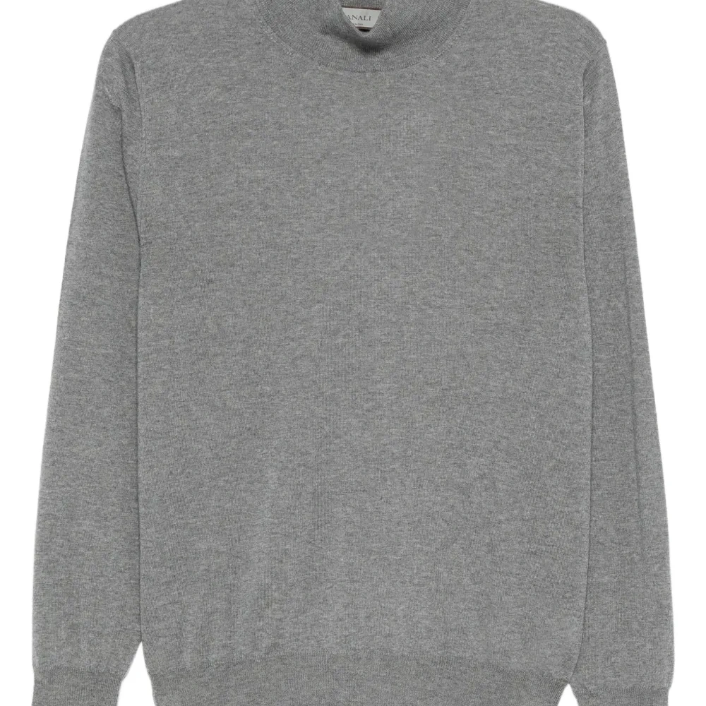 шерстяной свитер с высоким воротником