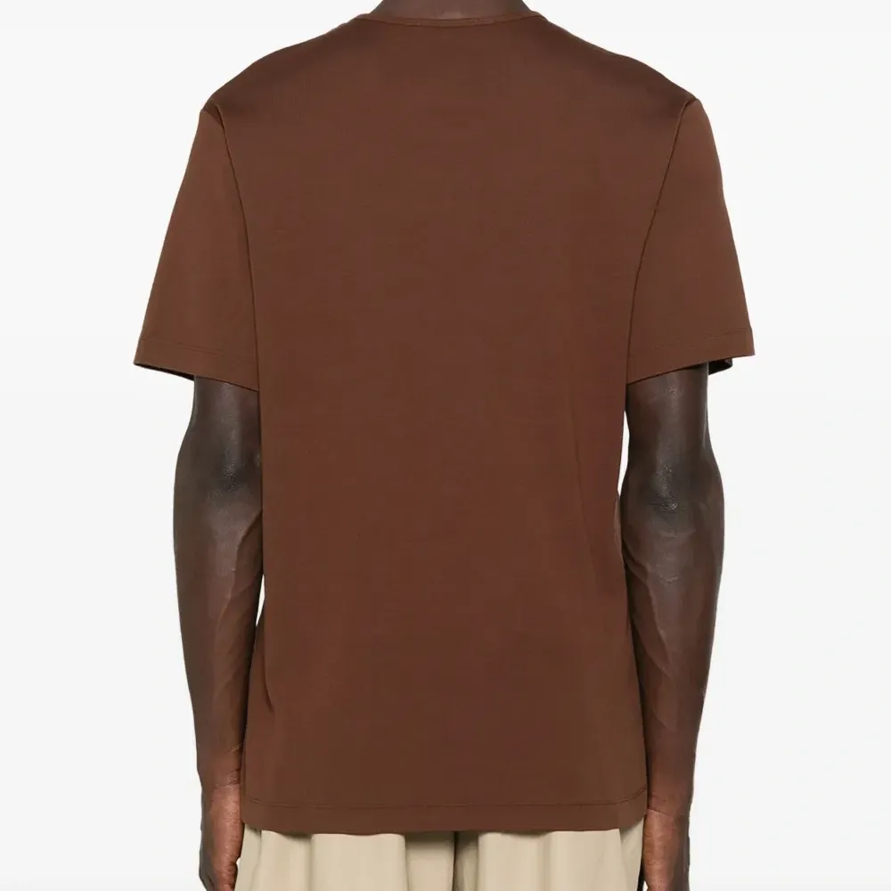 Футболка с круглым вырезом Футболка с круглым вырезом