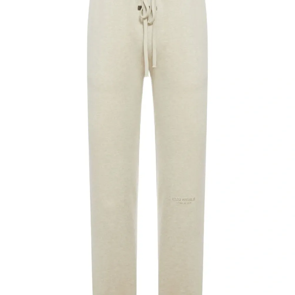 спортивные брюки