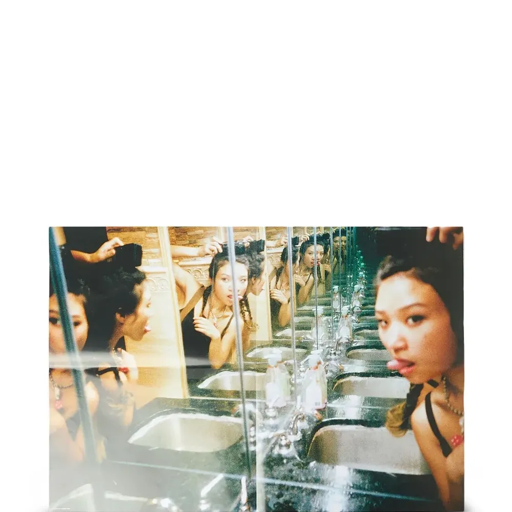 Журнал с постерами Sneeze no.49