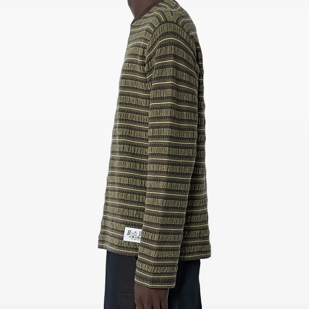 Полосатая футболка с длинными рукавами