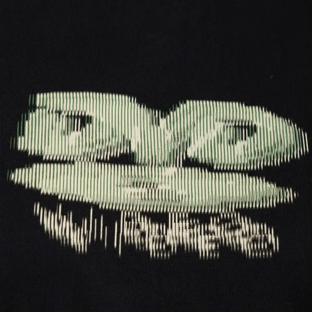 Футболка с графичным принтом