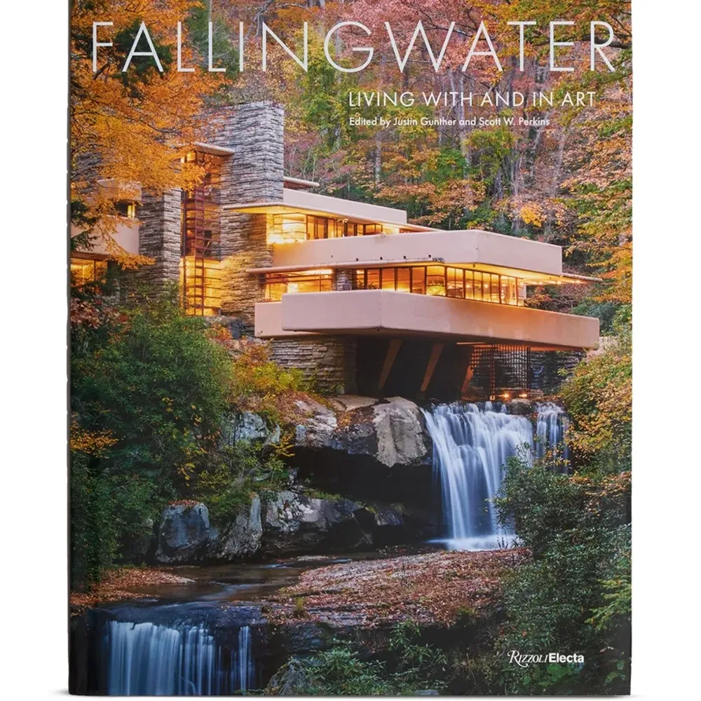 Книга Fallingwater: Living With And In Art