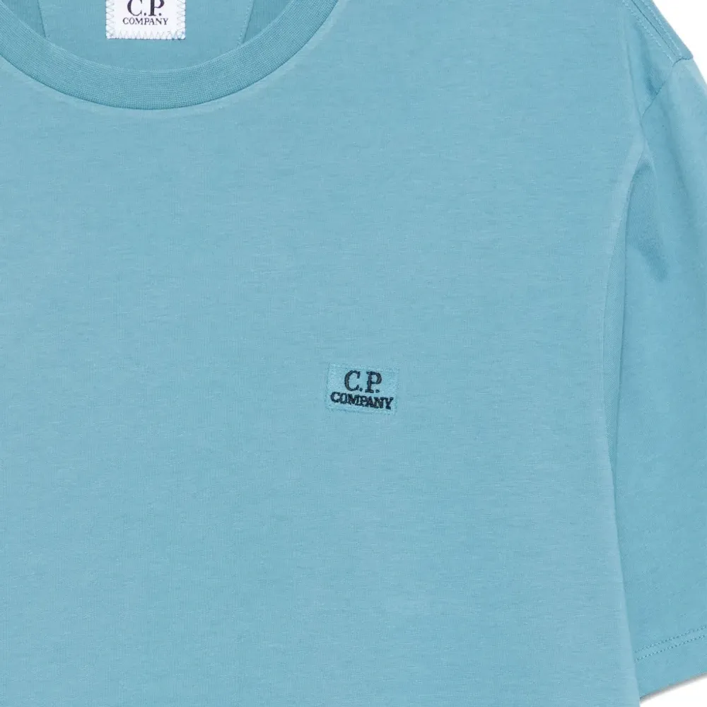 Футболка с логотипом