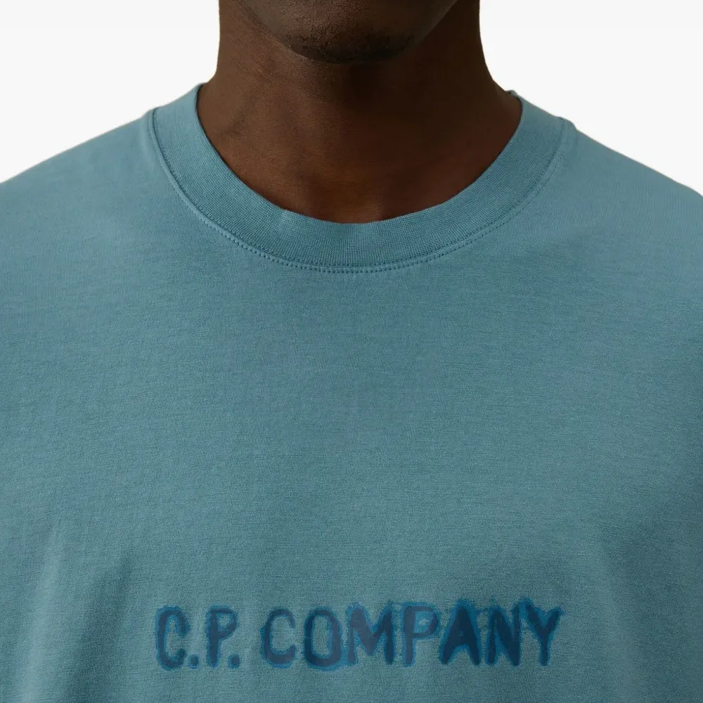 Футболка с логотипом