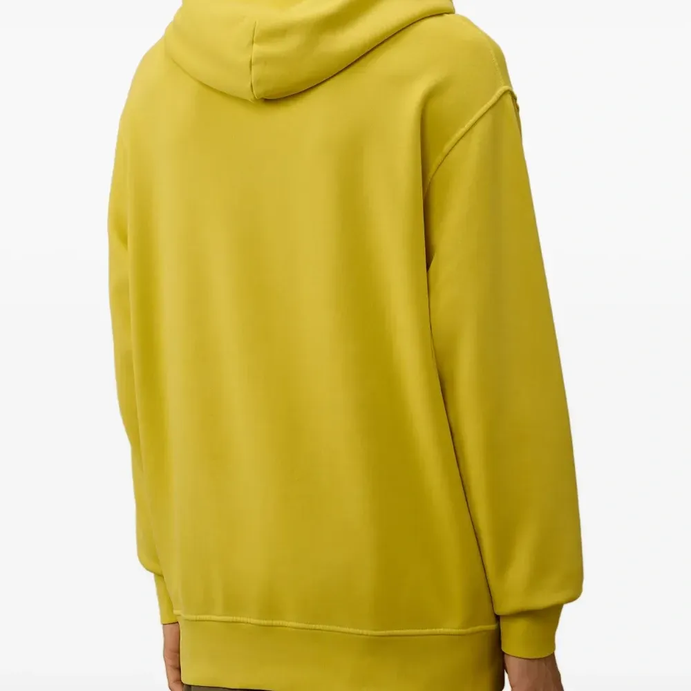 Худи с вышитым логотипом Худи с вышитым логотипом