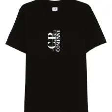 Футболка с логотипом