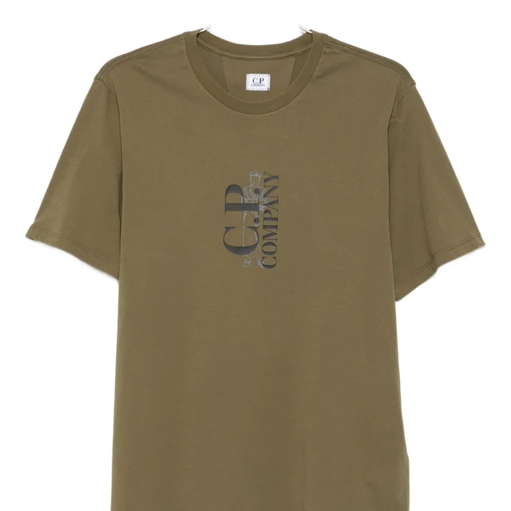 Футболка с логотипом