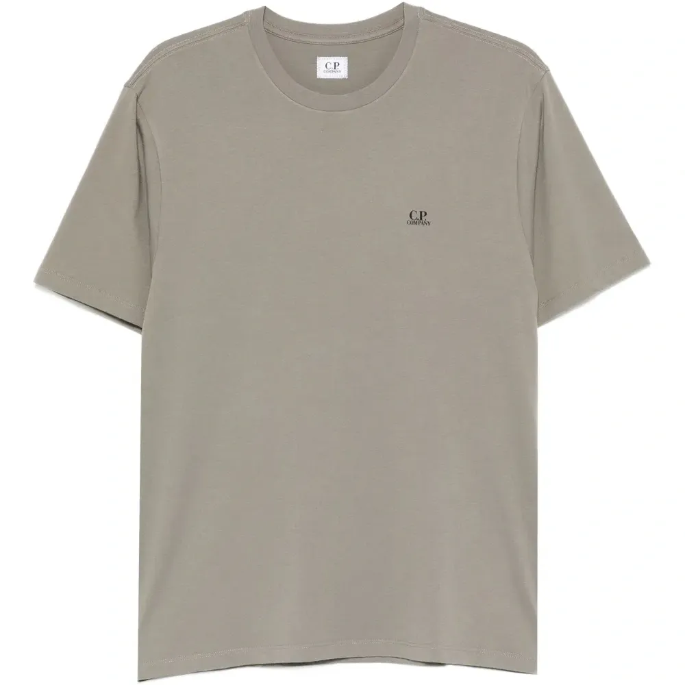 Футболка с логотипом