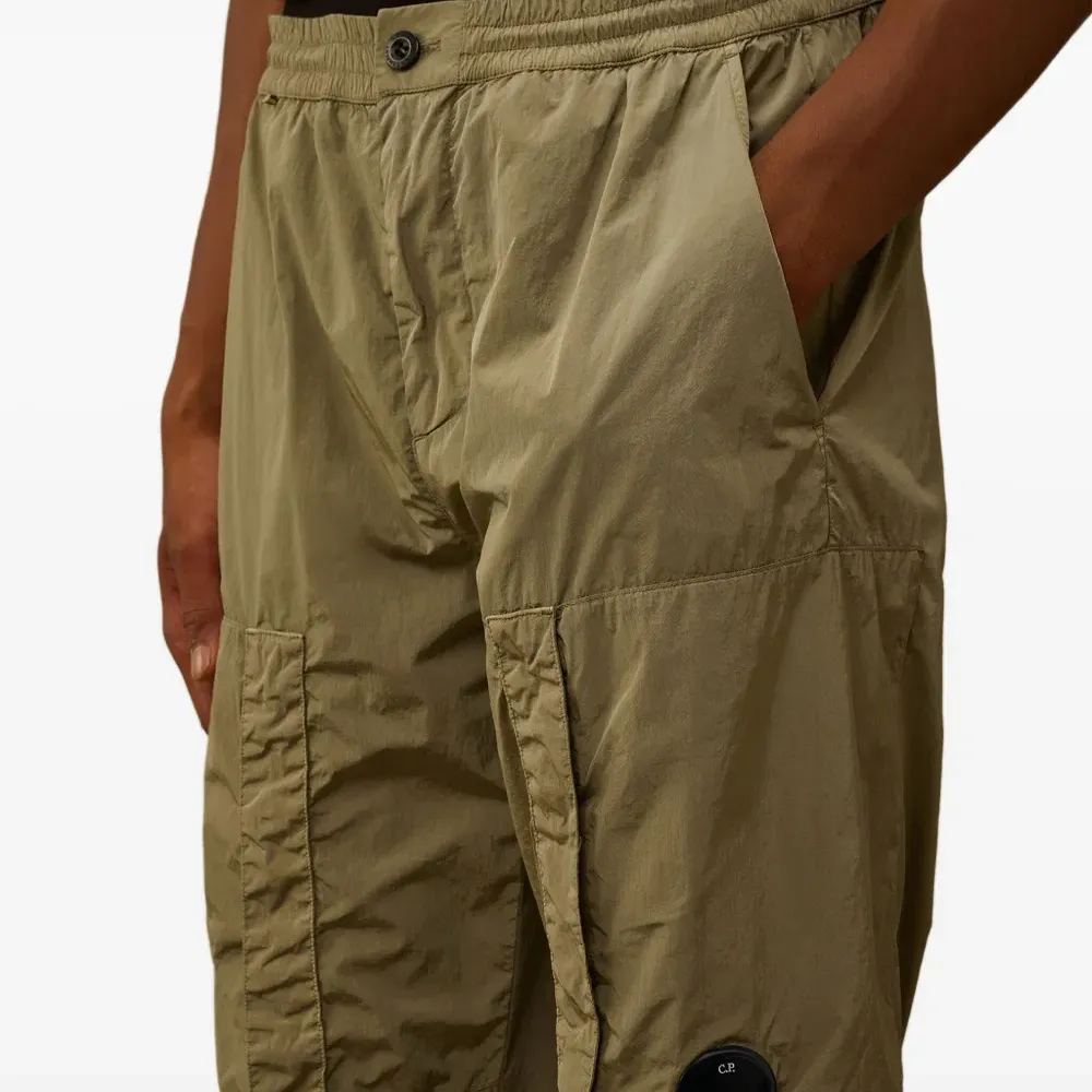 Брюки карго с декором Lens