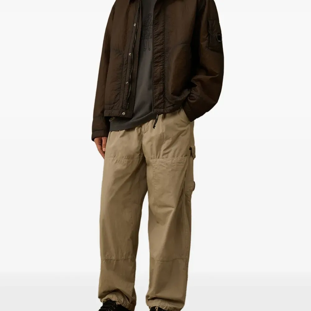 Футболка с вышивкой