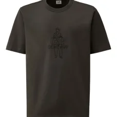 Футболка с вышивкой