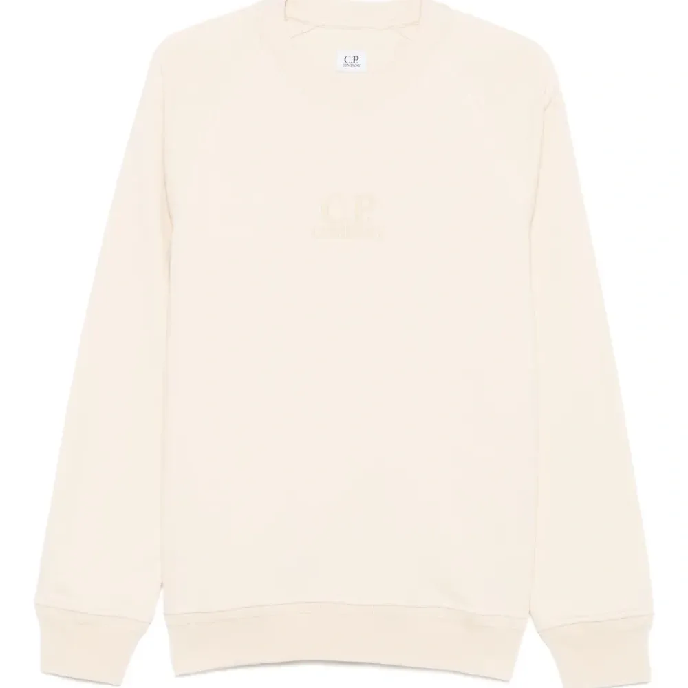 Толстовка с вышитым логотипом