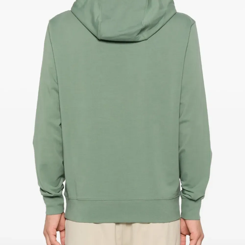 толстовка с капюшоном и карманом