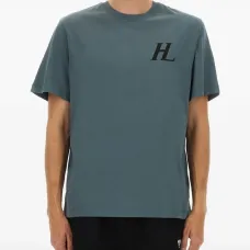 футболка с логотипом