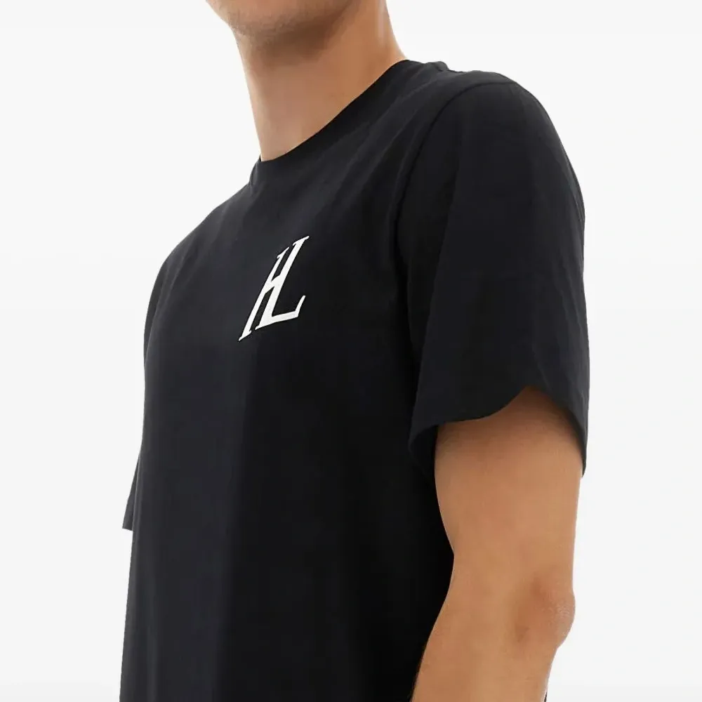 Футболка с логотипом