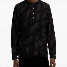 свитер хенли в диагональную полоску