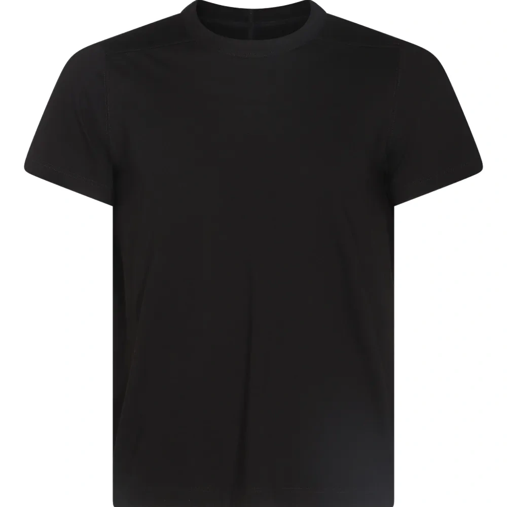 футболка с круглым вырезом