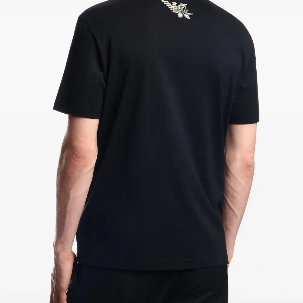 футболка с цветочным принтом