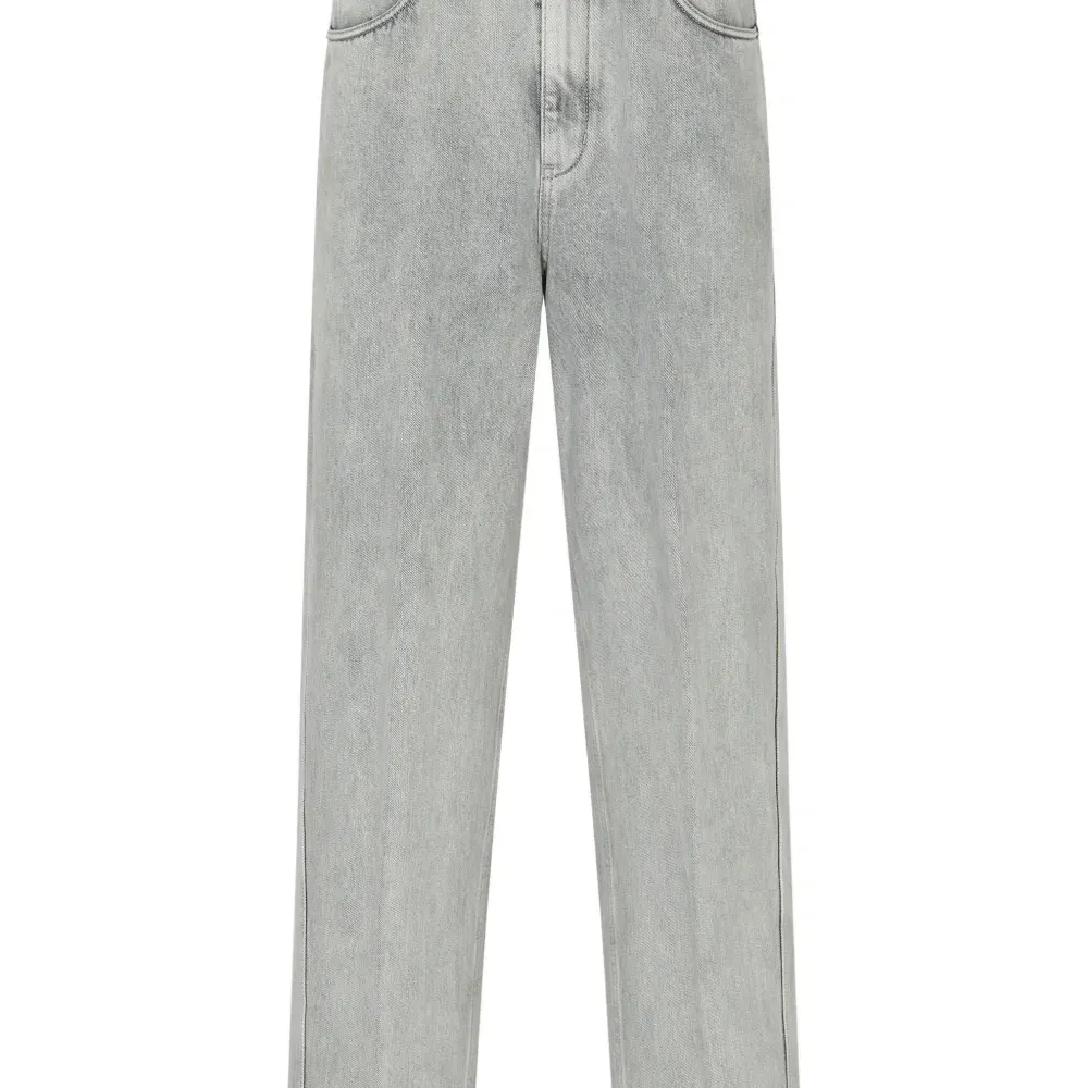 Джинсы с пятью карманами