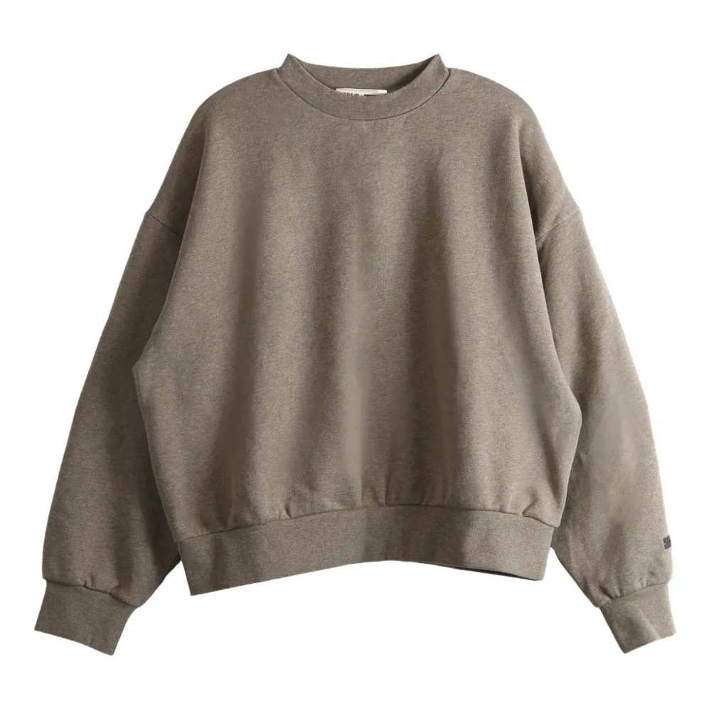 crew neck sweatshirt