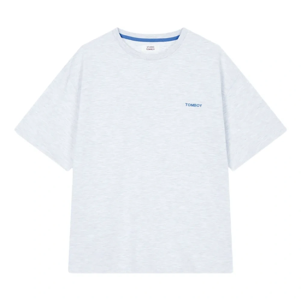 футболка с логотипом