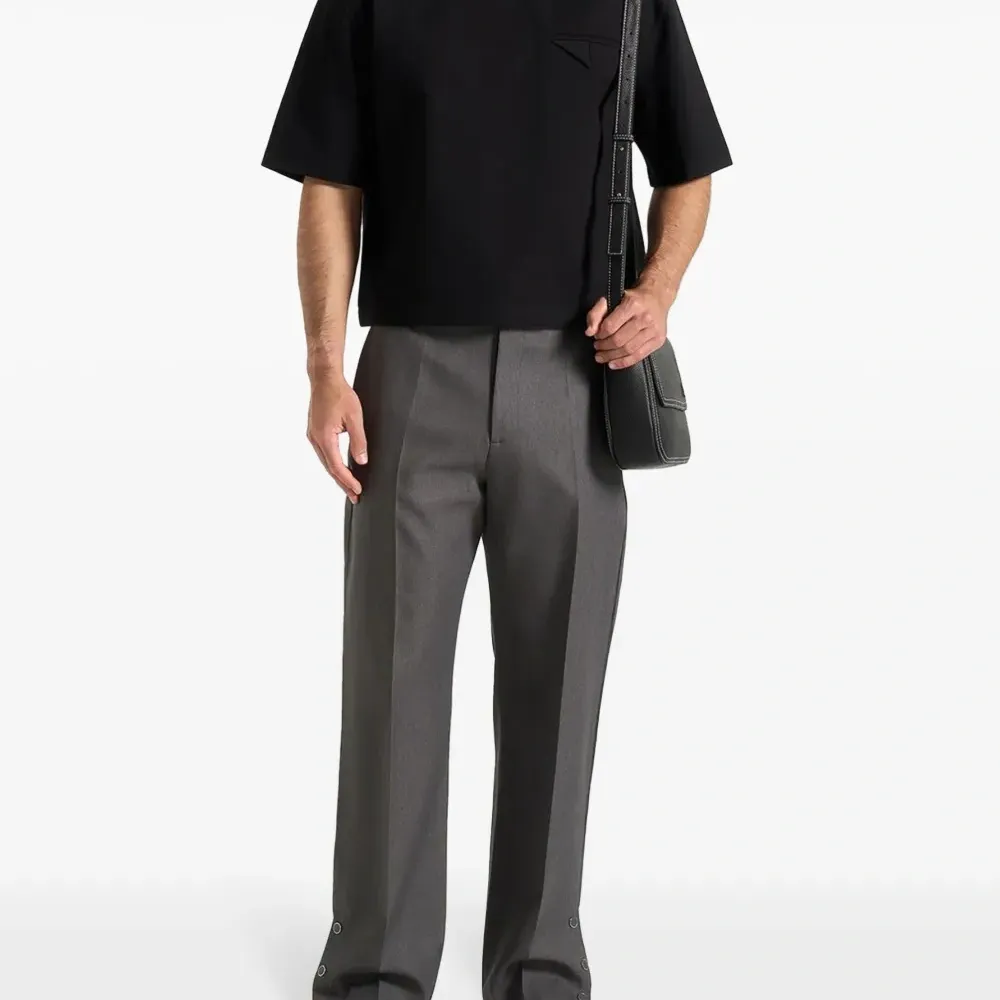 Брюки Boris строгого кроя с манжетами на пуговицах