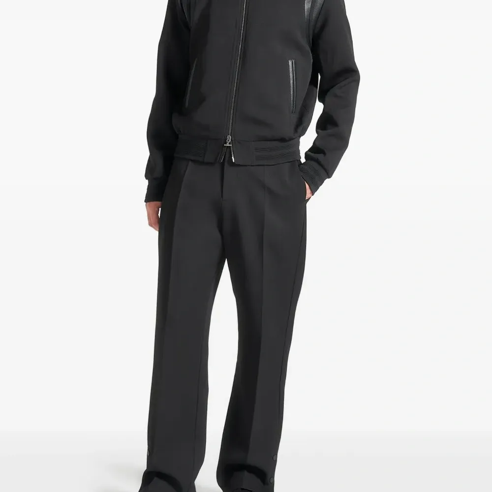 Брюки Boris строгого кроя с манжетами на пуговицах