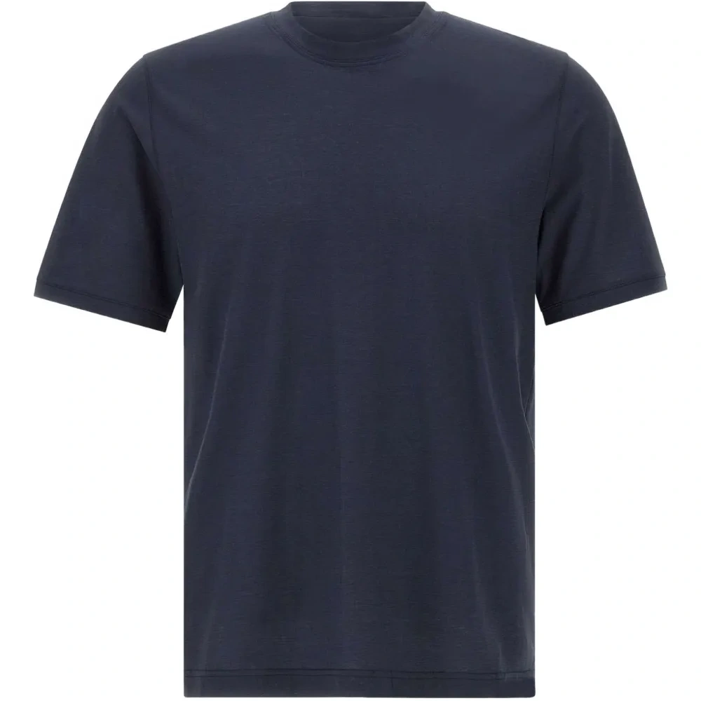 Футболка с круглым вырезом