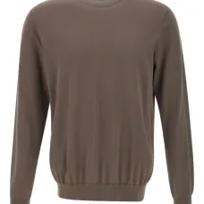 свитер с круглым вырезом